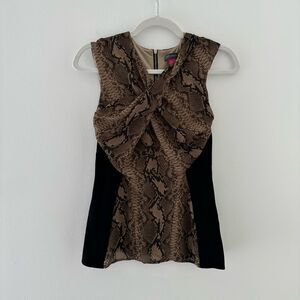 Vince Camuto Sleeveless Patterened Tank Top | Size Extra Small